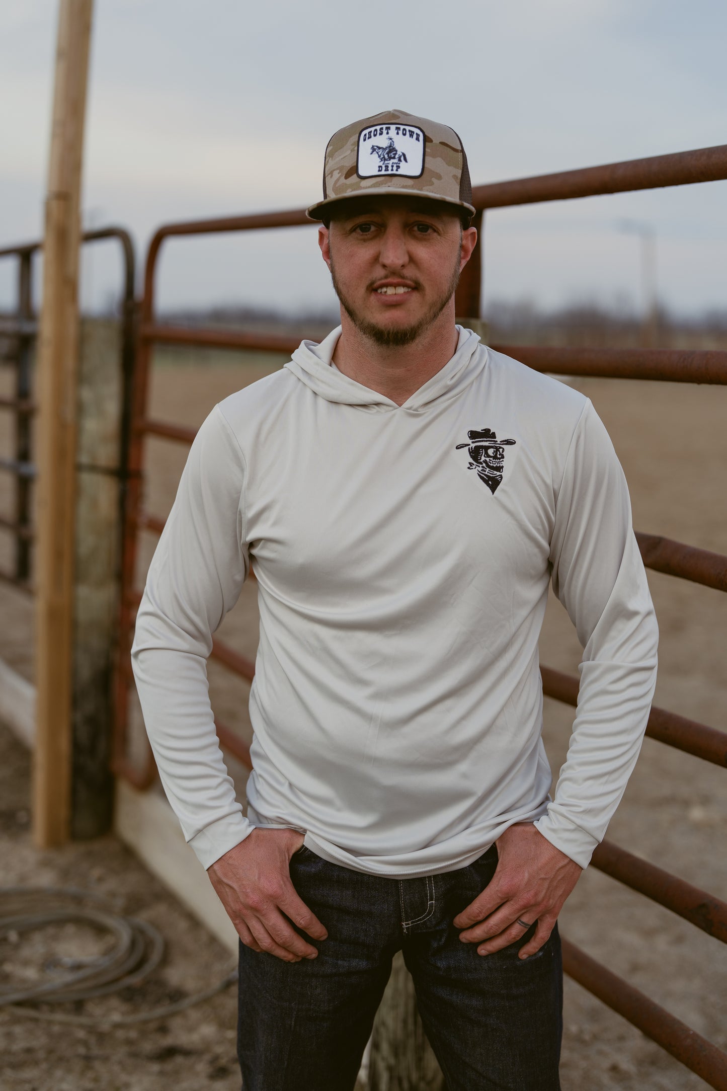 GHOST TOWN DRIP WESTERN RIDING LIGHTWEIGHT PERFORMANCE HOODIE