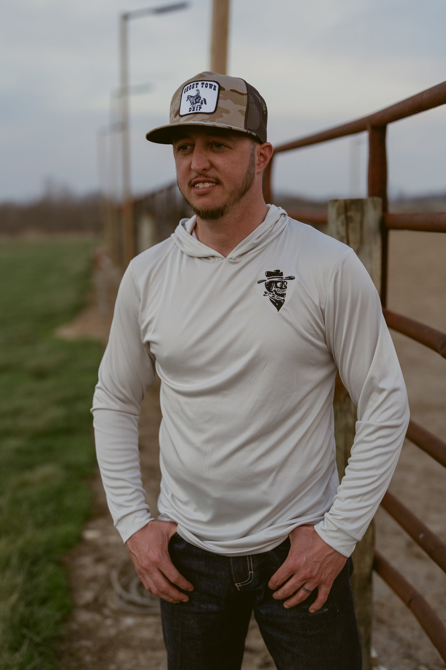 GHOST TOWN DRIP WESTERN RIDING LIGHTWEIGHT PERFORMANCE HOODIE